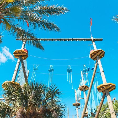 Boutique Vacation Rental Complex At Beach ココアビーチ エクステリア 写真