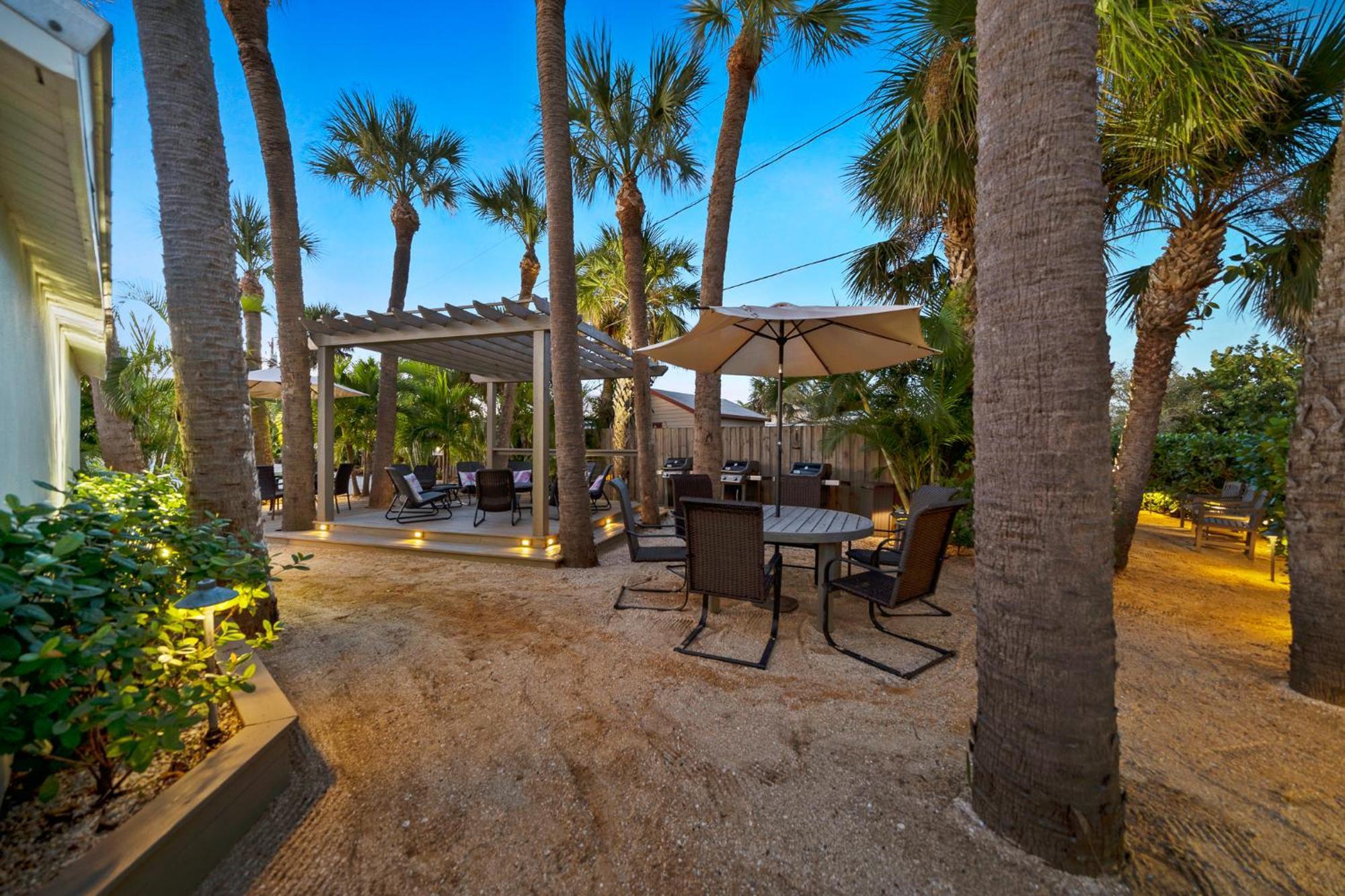 Boutique Vacation Rental Complex At Beach ココアビーチ エクステリア 写真